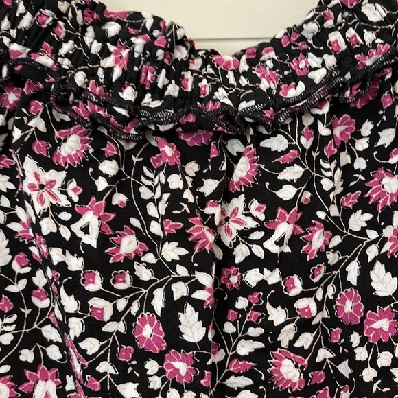 Lane Bryant blouse. Can be worn in or off the shoulders. Elastic on sleeves - Picture 2 of 5